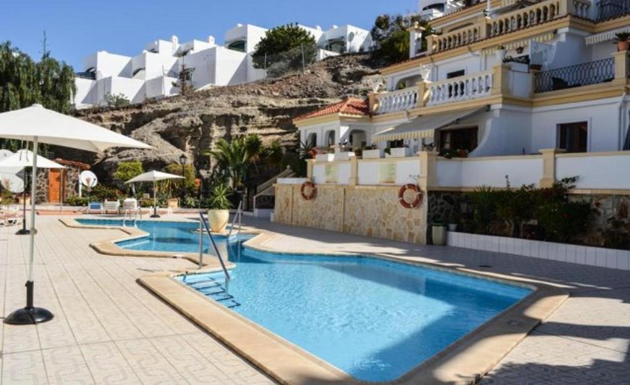 אדחה Nice Apartment With Heating Pool. מראה חיצוני תמונה